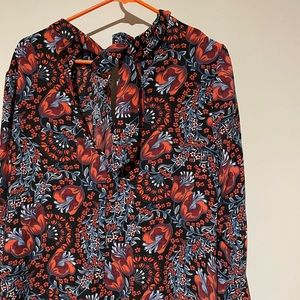 Long cuffed sleeve floral blouse